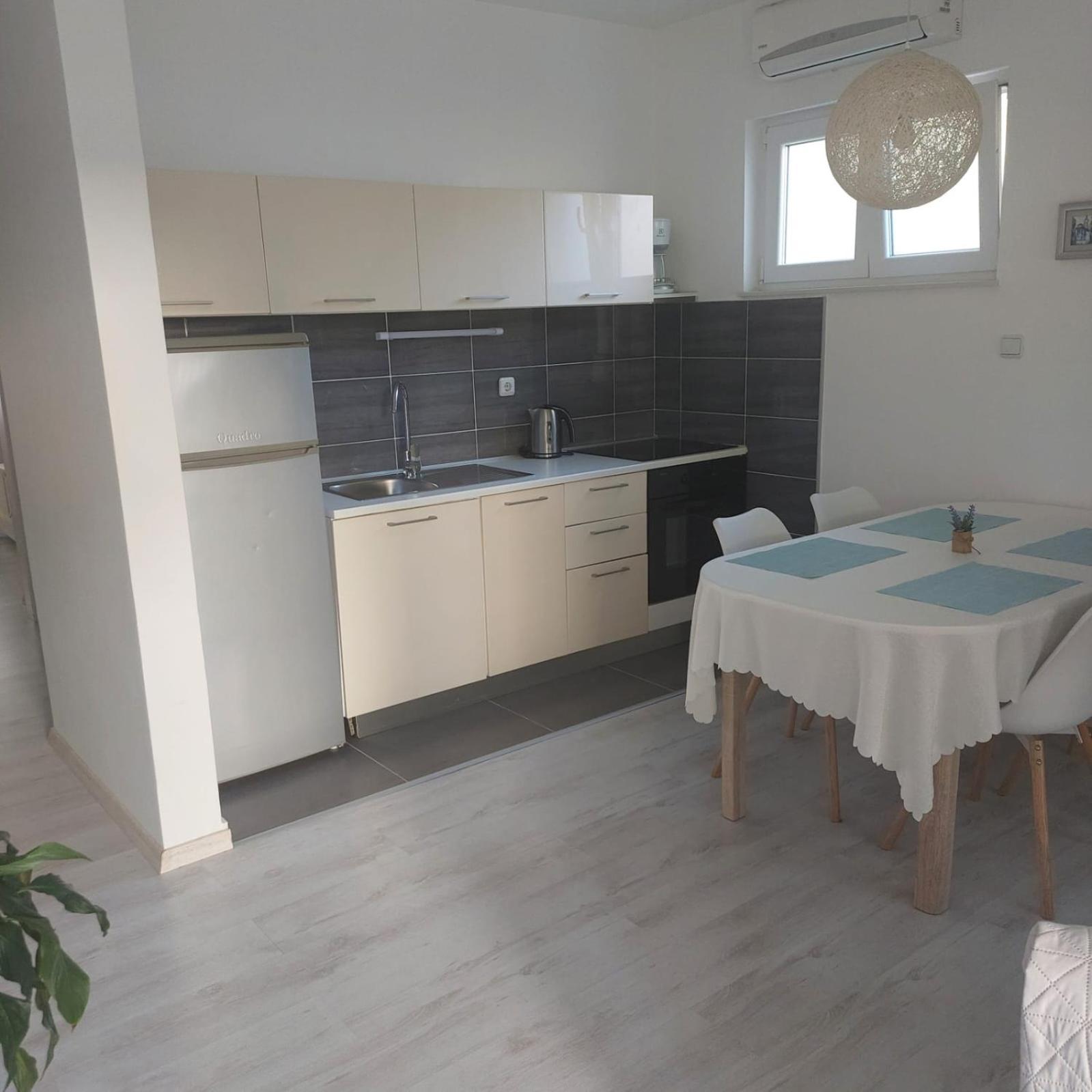 Martina Sun Apartment Zadar Exteriör bild