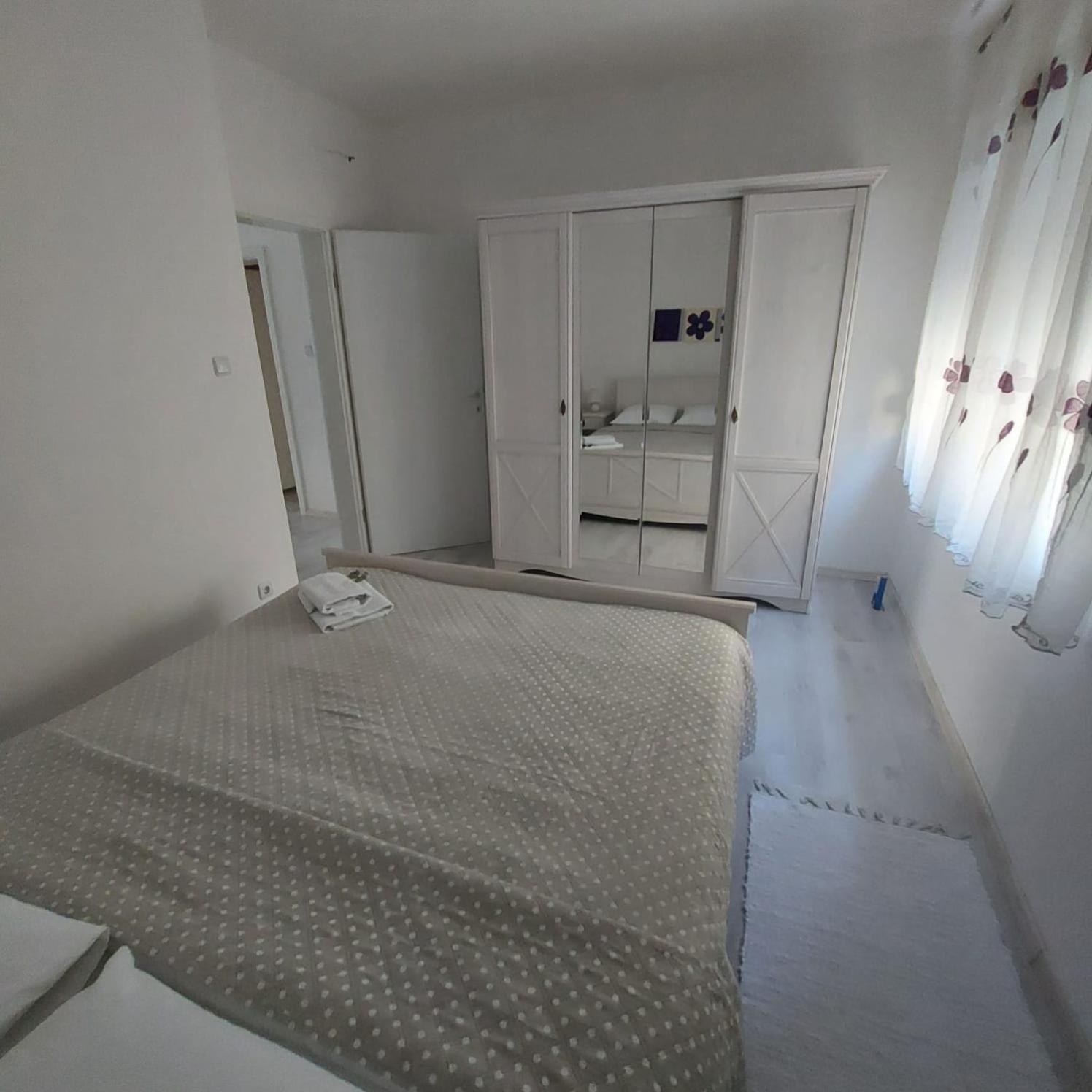 Martina Sun Apartment Zadar Exteriör bild